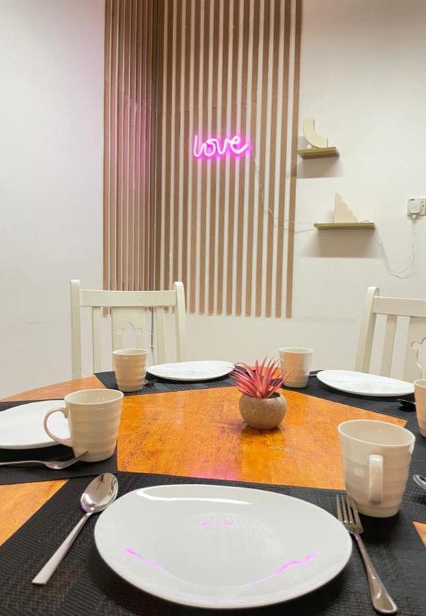 Demuji 4Br 10Pax 3Min To Ecm Kcm, Ps4 Villa Kuantan Kültér fotó